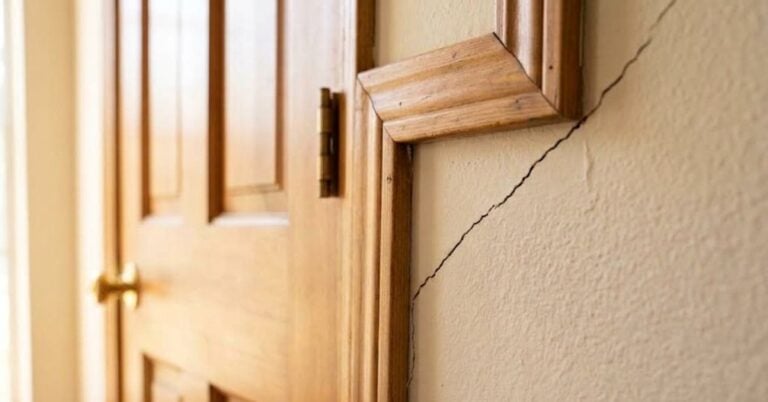 when are foundation cracks serious